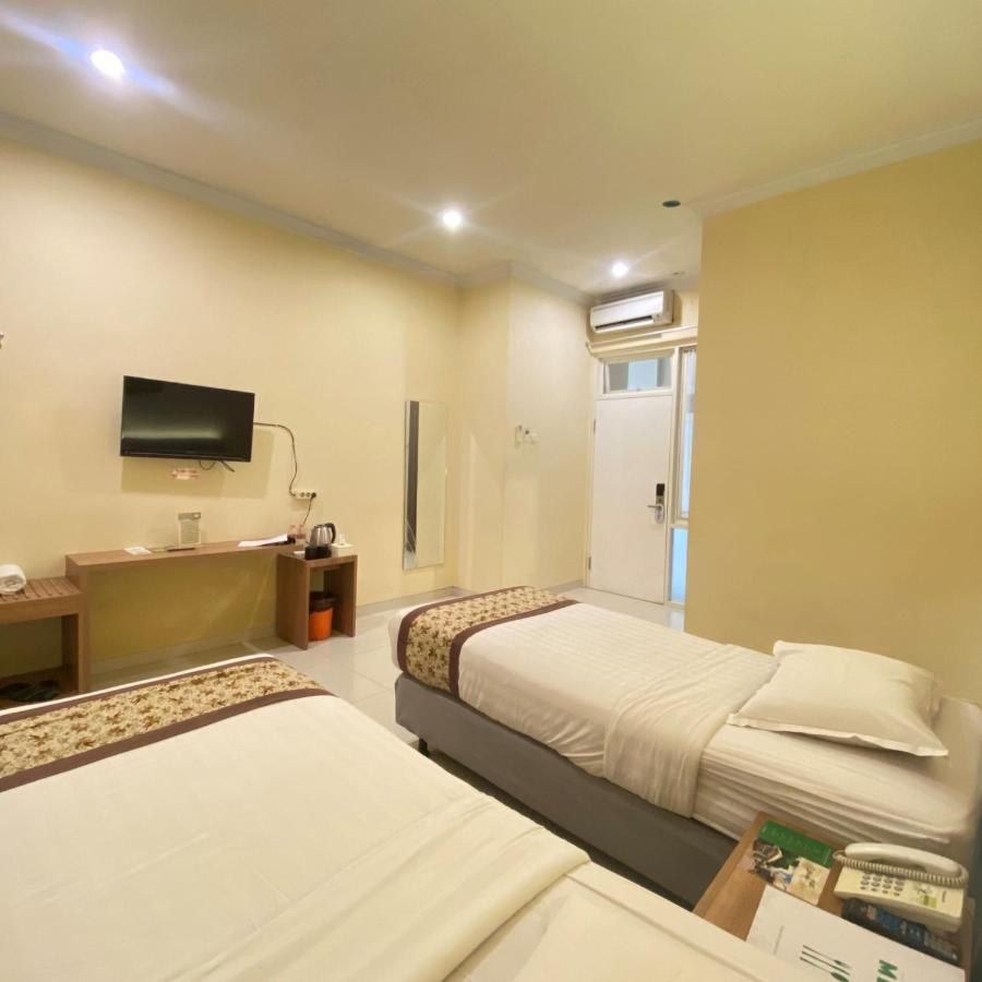 Riverstone Hotel & Cottage Batu  Dış mekan fotoğraf