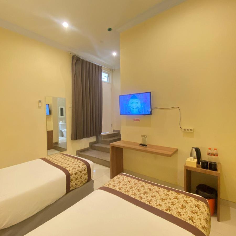 Riverstone Hotel & Cottage Batu  Dış mekan fotoğraf