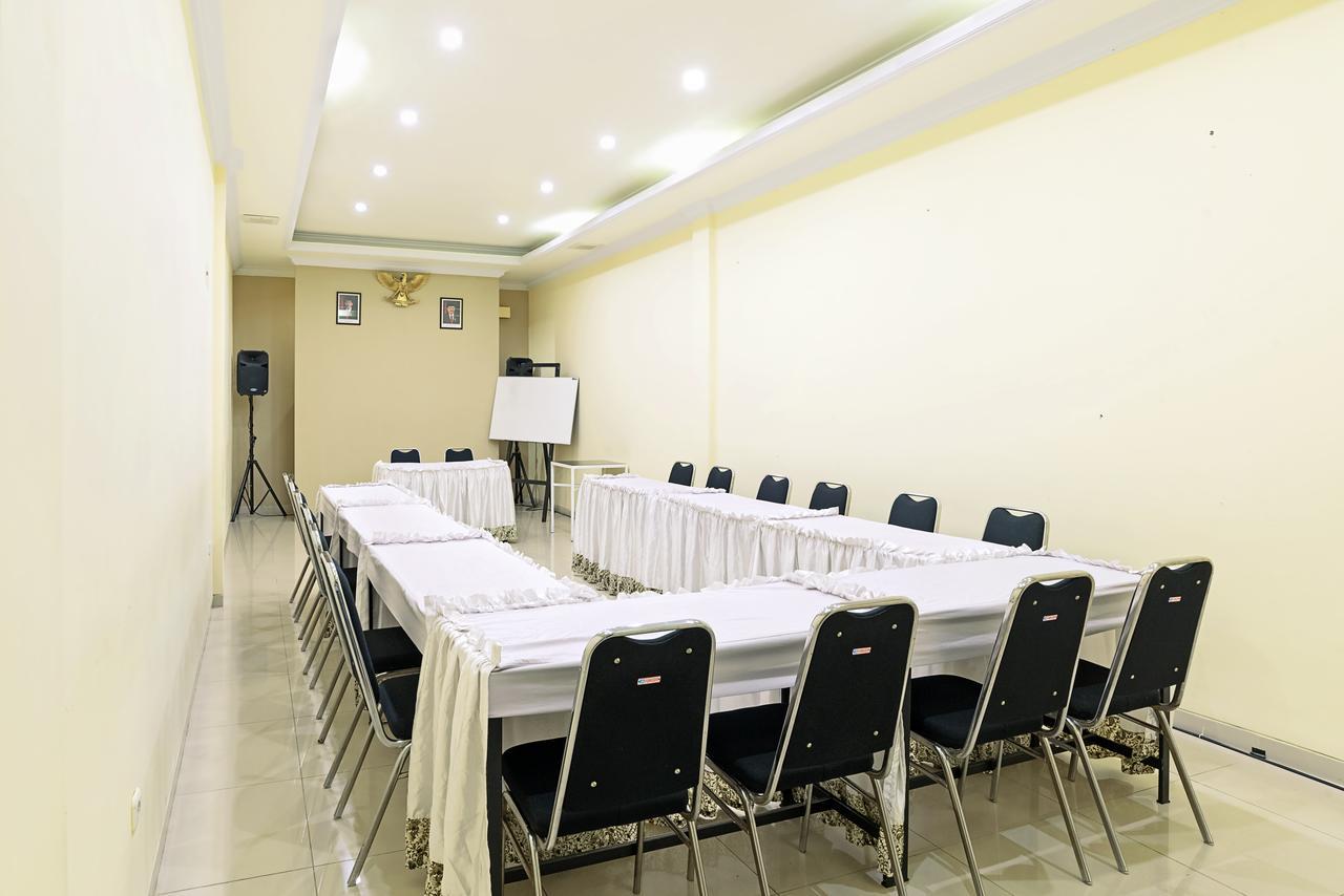 Riverstone Hotel & Cottage Batu  Dış mekan fotoğraf